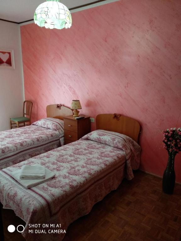 Chowdhury House Mestre Extérieur photo